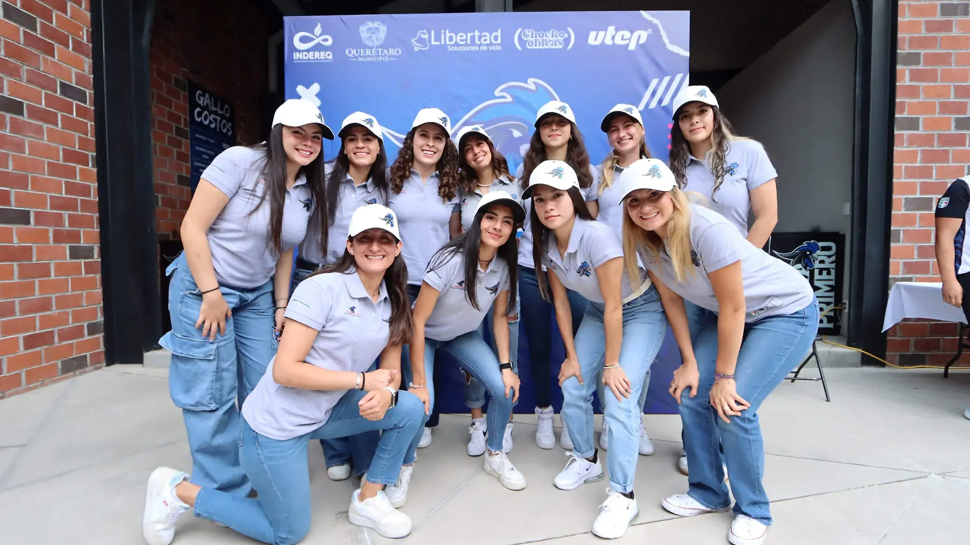 Gallos femenil 1